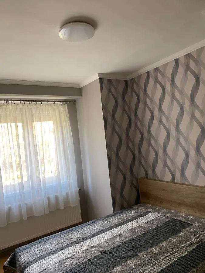 Platan Apartman Hajduszoboszlo 0*,