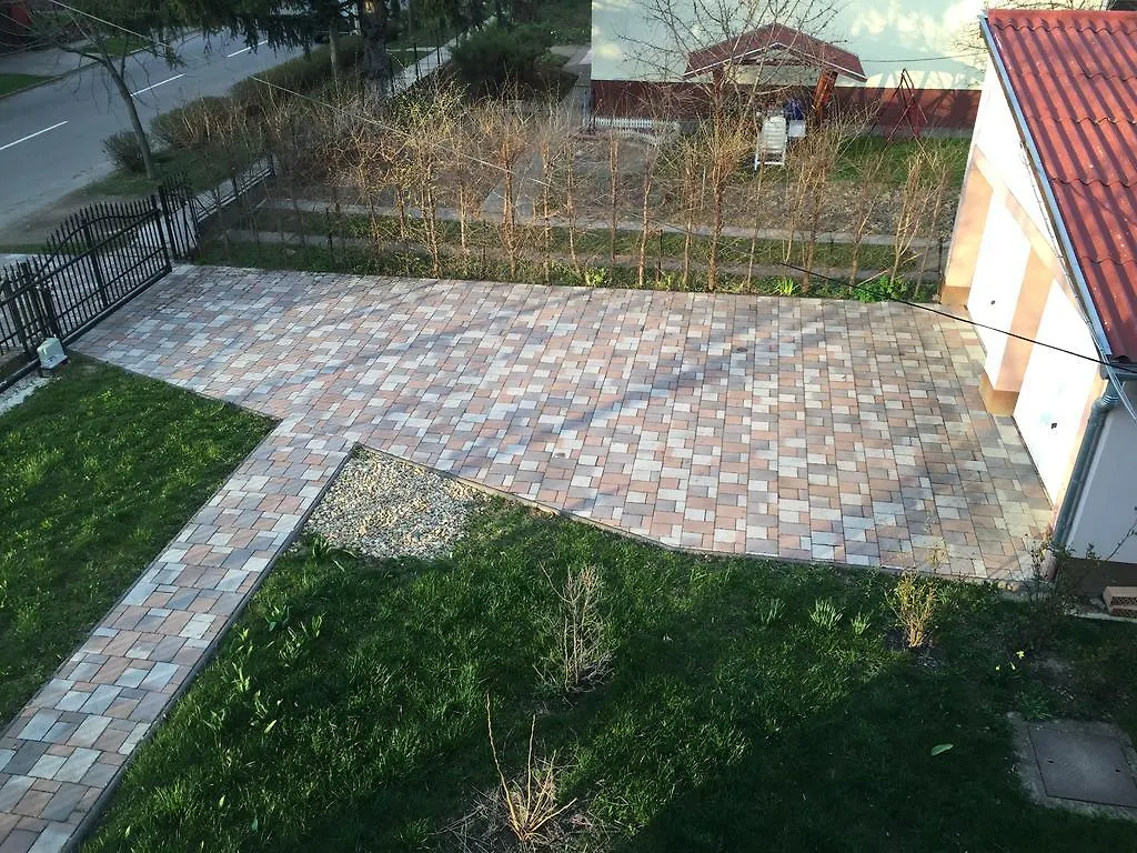 Platan Apartman Hajduszoboszlo Apartment